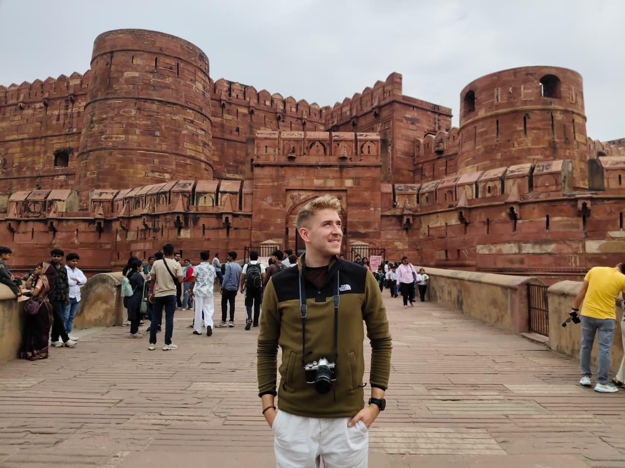 Private Taj Mahal Tour From Delhi By Super-fast Train